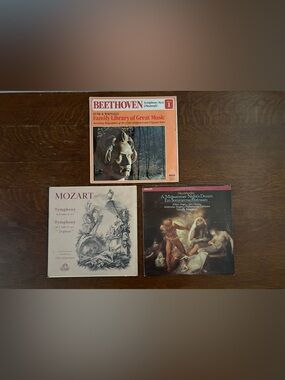 Lot of 3 Vinyl Records Symphony: Mozart, BEETHOVEN, A Midsummer Night’s Dream